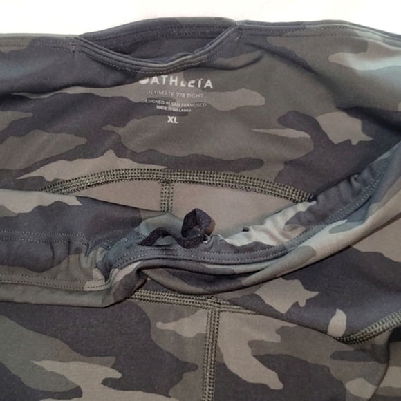 Like New! Ultimate 7/8 Tight Olive Camo - Picture 4 of 10